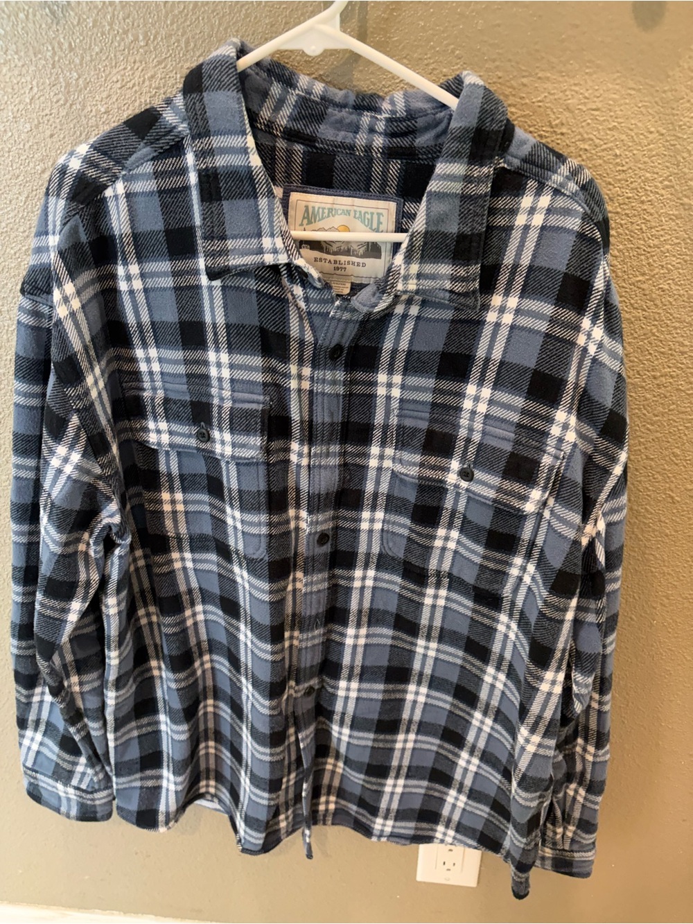 American Eagle Blue, Black & White Plaid Flannel Shirt